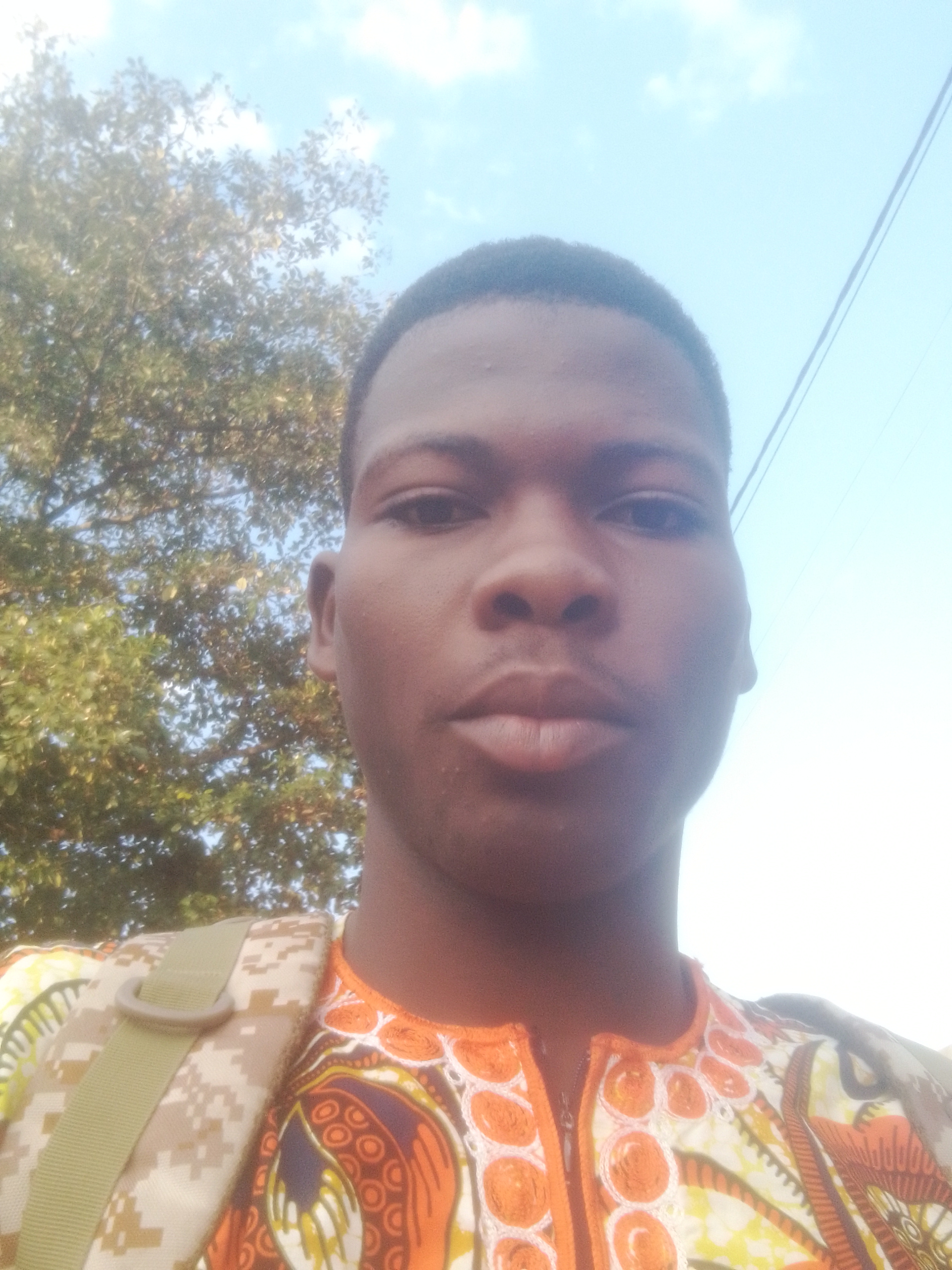 Assitant Administratif, Téléconseiller, Réceptionniste, Rayonniste